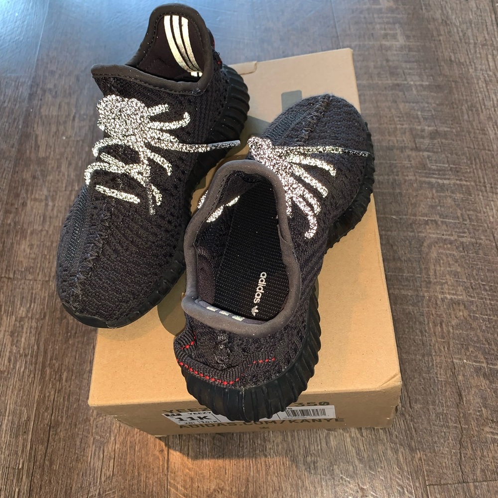 Yeezy kids size 11k